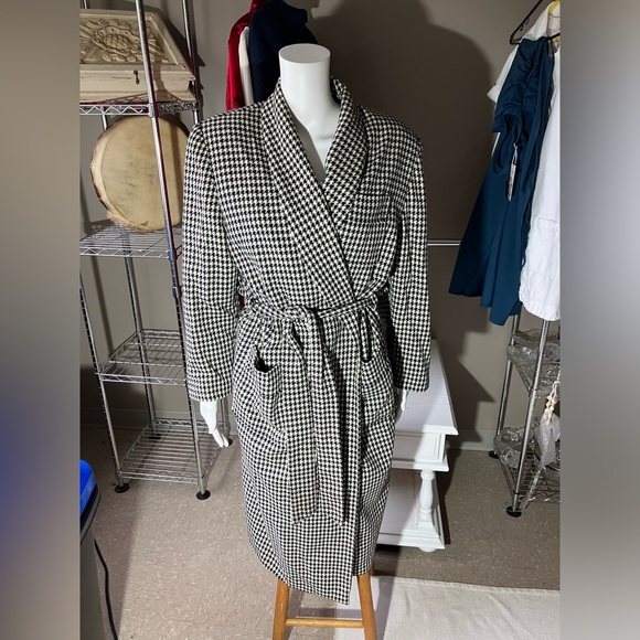 Esprit VINTAGE Long Wool Houndstooth Belted Jacket - Picture 3 of 16